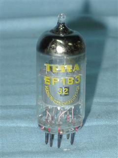 Válvulas pentodo amplificadoras de corte remoto EF183 e de corte agudo EF184 - Válvula EF183/6EH7 Tesla